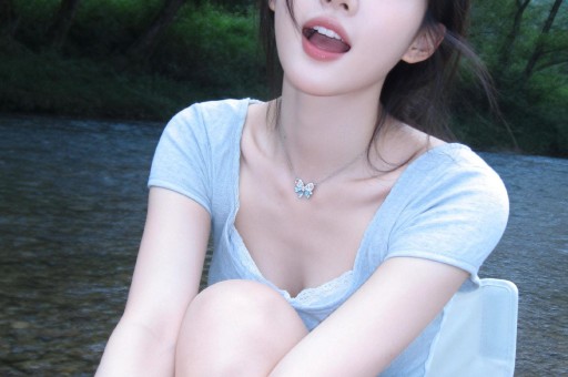 “耍大牌”被富婆贴脸开大口碑下滑是真性情还是低情商？